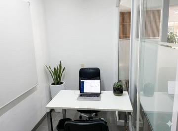 Oficina , Guadalajara · Oficina Privada, Amueblada Para 1 Persona. en Guadalajara. Ideal Para Emprendedores.