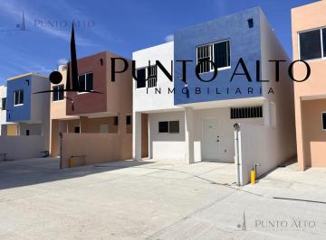 Casa · 80m² · 3 Recámaras · 2 Estacionamientos · Casa en Venta Col. Luna Luna Cd. Madero