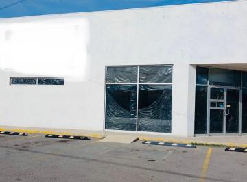Local comercial , Chihuahua · San Felipe Sobre Vialidad Importante Local en Renta Amplio Ideal Farmacias Escuelas Consultorios