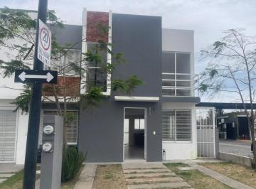 Casa · 85m² · 2 Recámaras · 2 Estacionamientos · Parque Agua Azul No. Condominio Frailes