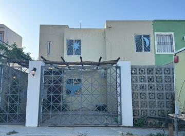 Casa · 148m² · 4 Recámaras · 1 Estacionamiento · Casa en Renta Villa Bonita