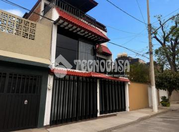 Foto · Casa - Venta
