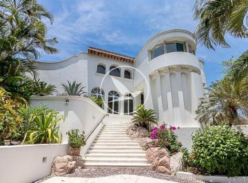 Casa de 4 habitaciones, Zihuatanejo de Azueta · Luxury Oceanfront Villa in Ixtapa, Zihuatanejo