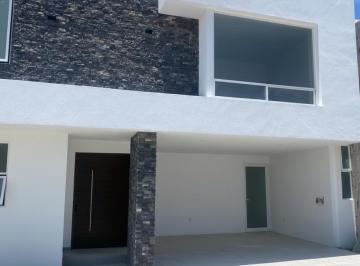 Casa · 172m² · 3 Recámaras · 2 Estacionamientos · Casa en Venta Haras Puebla - México | Desarrollo Farasi Bambú | Excelente Inversión
