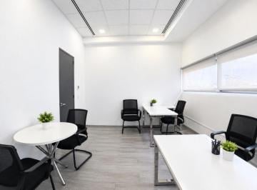 Oficina Renta · Oficina 3 Personas en Chapalita