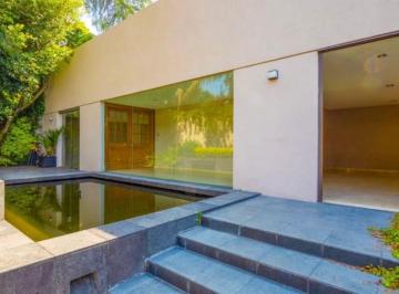 Casa de 4 habitaciones, Alvaro Obregón · Casa con Jardín en Calle Cerrada con Vigilancia | Venta o Renta