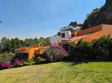 Casa en condominio de 3 habitaciones, Cuajimalpa de Morelos · Casa Única en Renta en Bosques de Las Lomas | Arquitectura Singular con Acceso Directo a Jardín