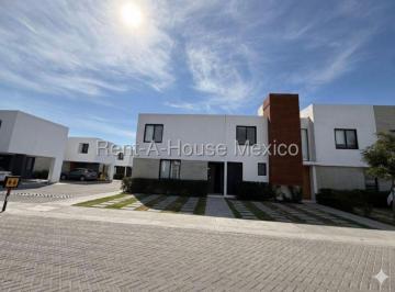 Casa en condominio de 2 habitaciones, Querétaro · Venta de Casa 2 Recamaras 147 M&sup2;,altos Juriquilla Gpt2069