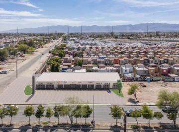 Local comercial · 56m² · 10 Estacionamientos · Local en Fraccionamiento Camino Viejo, Mexicali.