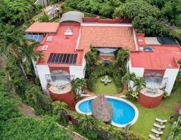 Casa · 748m² · 7 Recámaras · 6 Estacionamientos · Casa en Fraccionamiento Club de Golf San Gaspar, Jiutepec