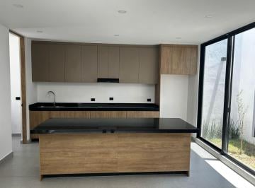 Casa · 170m² · 3 Recámaras · 2 Estacionamientos · Casa en Fraccionamiento Xaramá Entorno Residencial