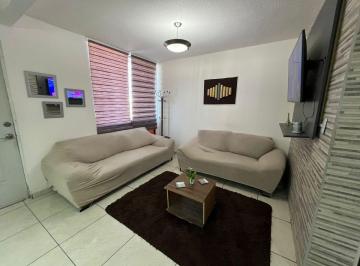Casa de 4 habitaciones, El Marqués · Casa en Venta con Recamara en Planta Baja en El Mirador Queretaro