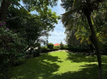 Casa de 4 habitaciones, Cuernavaca · Majestuosa Residencia en Fraccionamiento Limonerosvigilancia 24/7 | Privacidad | Exclusividad