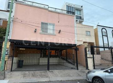 Casa · 194m² · 3 Recámaras · 2 Estacionamientos · Casa en Renta Lomas Altas III, Chihuahua