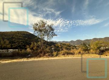 Terreno / Lote · 585m² · Terreno Descendente en Venta Colonia Carolco Zona Carretera Nacional Monterrey