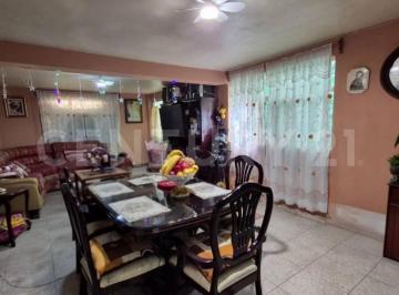Edificio · 210m² · 9 Recámaras · Venta Propiedad con 3 Departamentos, Prizo II, Ecatepec, Edo Mex