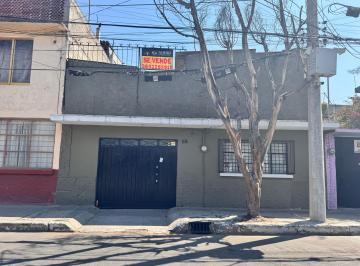 Casa de 3 habitaciones, Iztacalco · Casa en Venta en Col. Agrícola Oriental