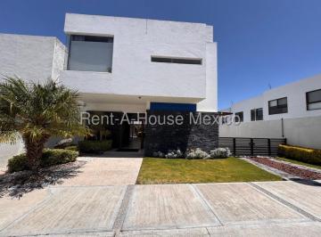 Casa en condominio de 3 habitaciones, El Marqués · oportunidad¡Casa en Esquina, Condominio Cercano a Walmart y Anáhuac Zibata, El Marques Queretaro