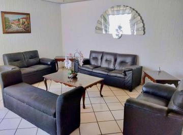 Casa de 3 habitaciones, Querétaro · Renta de Espaciosa Casa Amueblada en La Mejor Ubicación Jardines de La Hacienda
