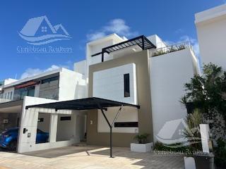 Casa · 189m² · 2 Recámaras · 3 Estacionamientos · Casa en Venta en Arbolada Cancun