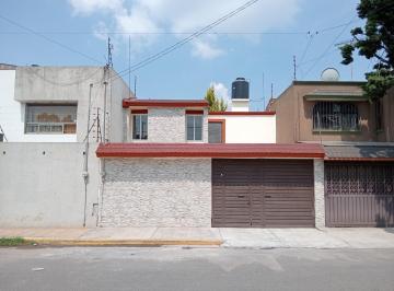 Casa · 180m² · 3 Recámaras · 1 Estacionamiento · Casa en Luisa Isabel Campos de Jiménez Cantú