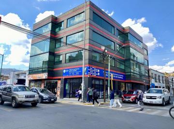 Edificio · 1080m² · 20 Recámaras · 10 Estacionamientos · Edificio Comercial de 3 Niveles en Renta - Toluca de Lerdo