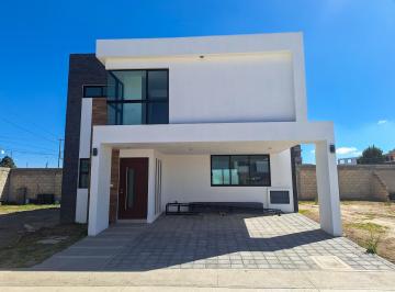 Casa en condominio · 189m² · 3 Recámaras · 2 Estacionamientos · Casa en Condominio en Renta