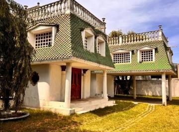 Casa · 356m² · 3 Recámaras · 10 Estacionamientos · Casa en Venta en Toluca, Col Vicente Guerrero