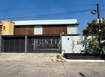 Casa de 5 habitaciones, Zapopan · Moderna Residencia de Lujo en Venta en Jardines de Guadalupe – Lista Para Estrenar