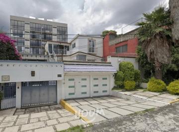 Casa · 284m² · 4 Recámaras · 2 Estacionamientos · Casa en Lomas de Padierna con 4 Recámaras, Id:.
