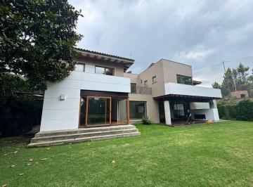 3e56d5dba64e2c728a39a30b2553fec31e02f117e00d2aeda08504e3ede6d577 · Venta Casa Club de Golf Los Encinos