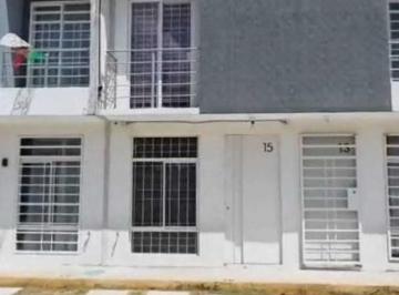 Departamento · 76m² · 3 Recámaras · 1 Estacionamiento · Excelente Casa en Fraccionamiento Valle San Pedro Urbi Villa del Campo.