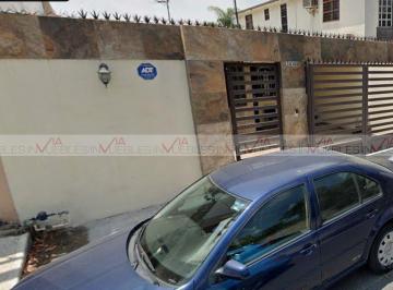 Casa · 120m² · 3 Recámaras · 2 Estacionamientos · Casa en Renta en Abraham Lincoln