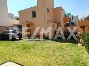 Casa · 150m² · 3 Recámaras · 3 Estacionamientos · Casa en Venta en La 3ra Sección de Lomas Verdes - (4)