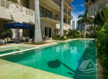 Departamento · 208m² · 3 Recámaras · 2 Estacionamientos · Departamento en Venta en Puerto Cancun