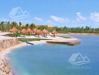 Casa · 409m² · 3 Recámaras · 2 Estacionamientos · Casa en Venta Lagos del Sol