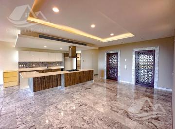 Departamento · 312m² · 4 Recámaras · 2 Estacionamientos · Departamento en Venta Puerto Cancun