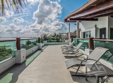 Casa · 300m² · 3 Recámaras · 2 Estacionamientos · Casa en Venta Zona Hotelera Cancun