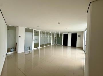 Oficina · 112m² · 1 Estacionamiento · Oficina en Renta en Av Nader