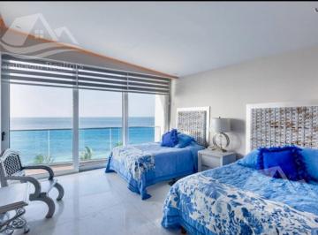Casa · 1200m² · 5 Recámaras · Casa en Venta en Zona Hotelera Cancun