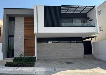 Casa · 286m² · 3 Recámaras · 3 Estacionamientos · Casa en Fraccionamiento Zibatá