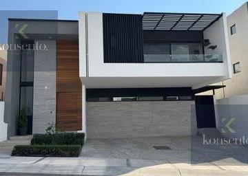 Casa · 286m² · 3 Recámaras · 3 Estacionamientos · Casa en Fraccionamiento Zibatá