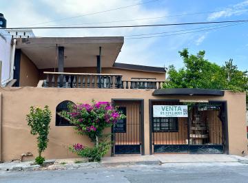 Casa de 5 habitaciones, Monterrey · Casa en Venta en La Florida
