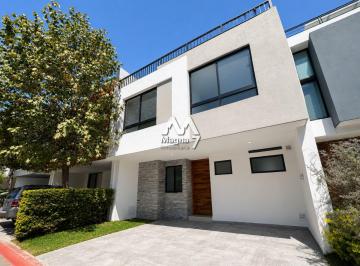 Casa de 4 habitaciones, Zapopan · Venta Casa Solares Coto Zanthé