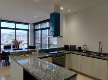 Departamento · 207m² · 3 Recámaras · 2 Estacionamientos · PH Amueblado en Renta