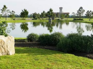 Terreno / Lote · 201m² · Terreno en Venta Seccion Belardia Condado del Valle
