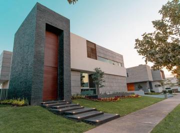 Casa de 4 habitaciones, Zapopan · Venta Casa Bosques de Los Lagos