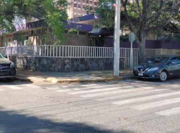 Casa de 6 habitaciones, Guadalajara · Atención Inversionistas, Casa en Esquina en Colonia Vallarta San Lucas