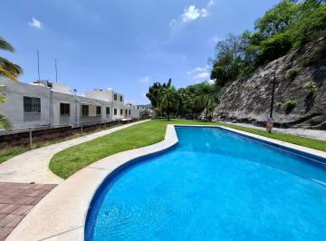 Casa en condominio de 3 habitaciones, Xochitepec · Casa en Condominio en Venta en Xochitepec Morelos