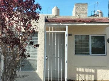 Casa de 2 habitaciones, Zapopan · Casa en Renta de un Solo Nivel en Parques de Tesistán